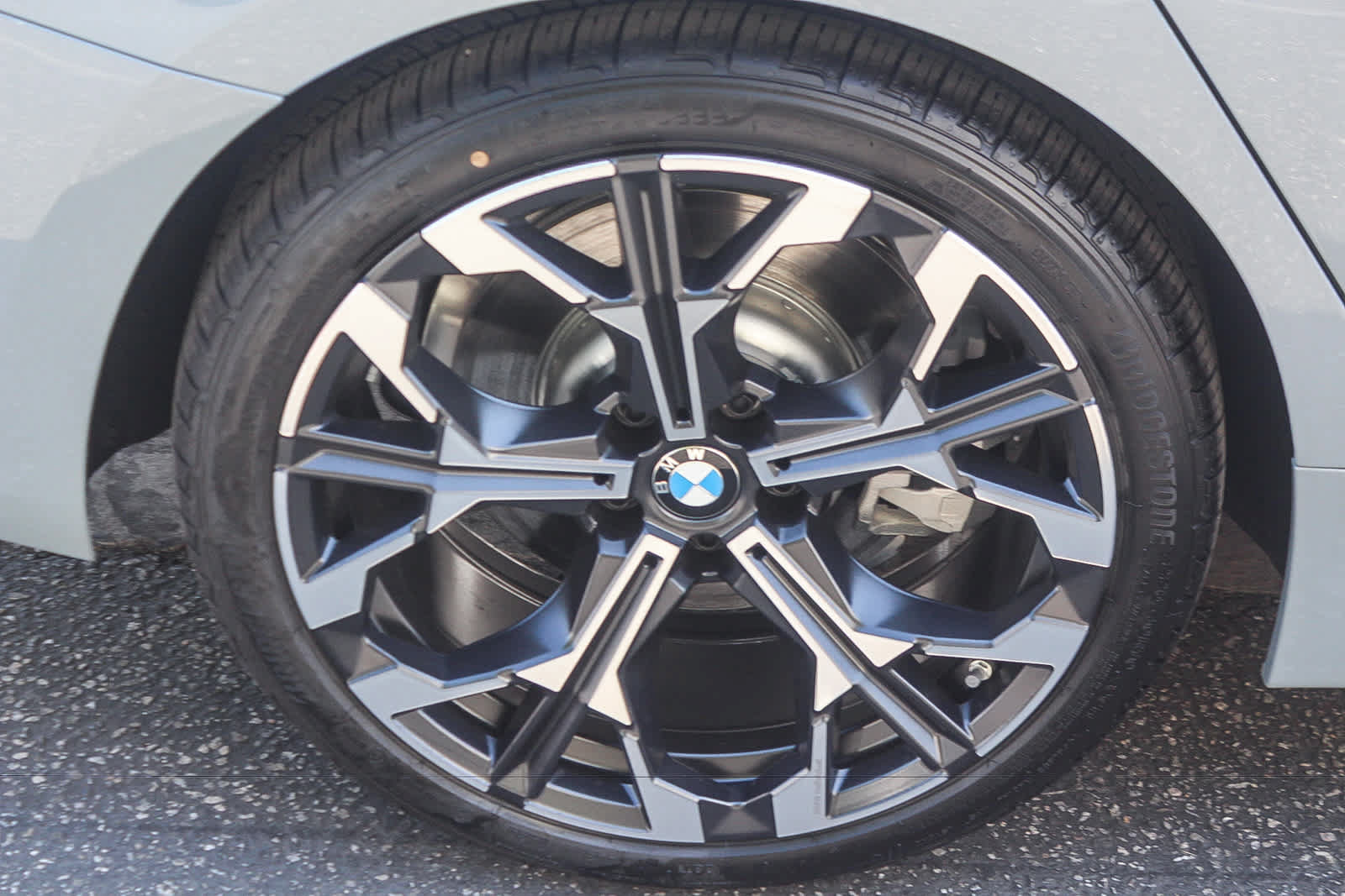 New 2026 BMW 330i Sedan w/ M Sport Package RWD image 8