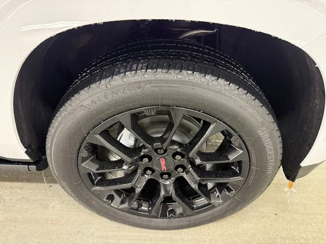 New 2026 GMC Yukon XL Denali w/ Sun & Power Step Package image 4