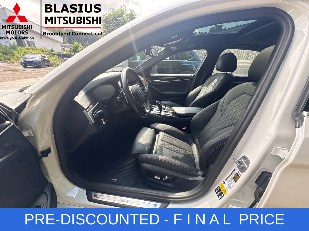 Used 2023 BMW 530i xDrive w/ Premium Package AWD/4WD image 16