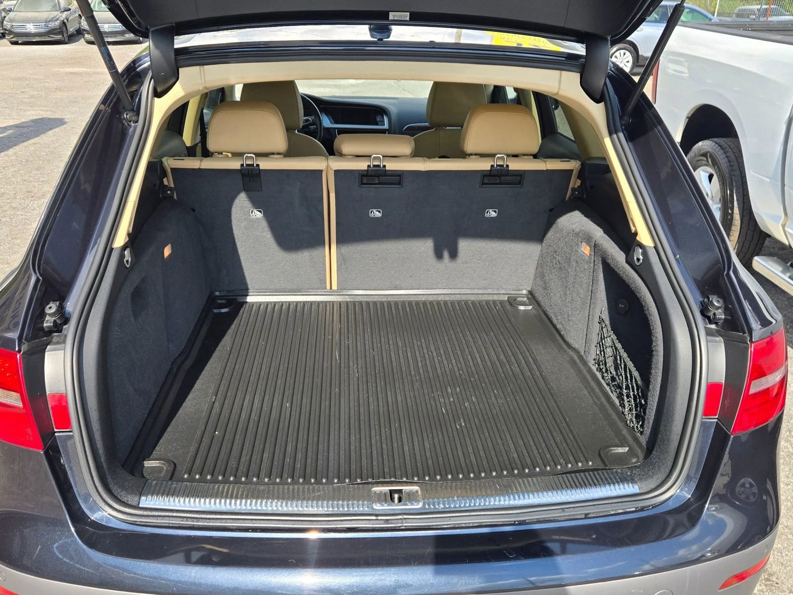 Used 2015 Audi A4 Premium Plus w/ Technology Package image 12