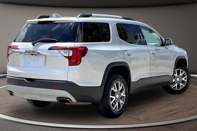 Used 2020 GMC Acadia SLT FWD image 2