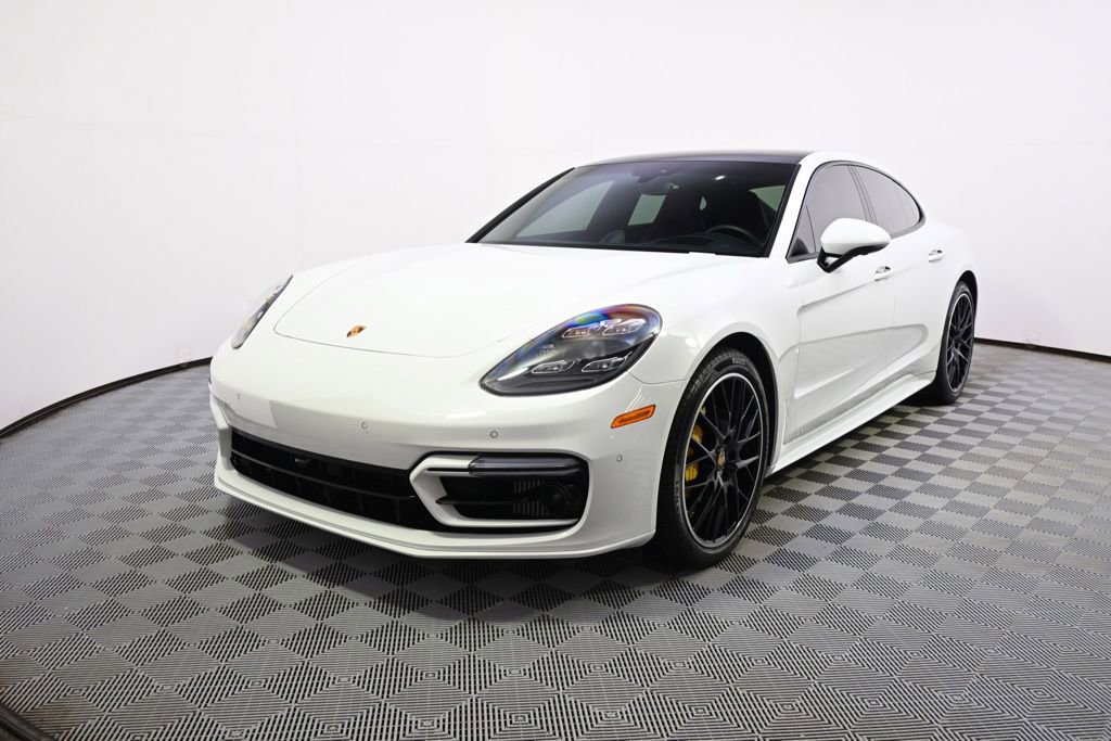 Used 2023 Porsche Panamera Turbo S image 1