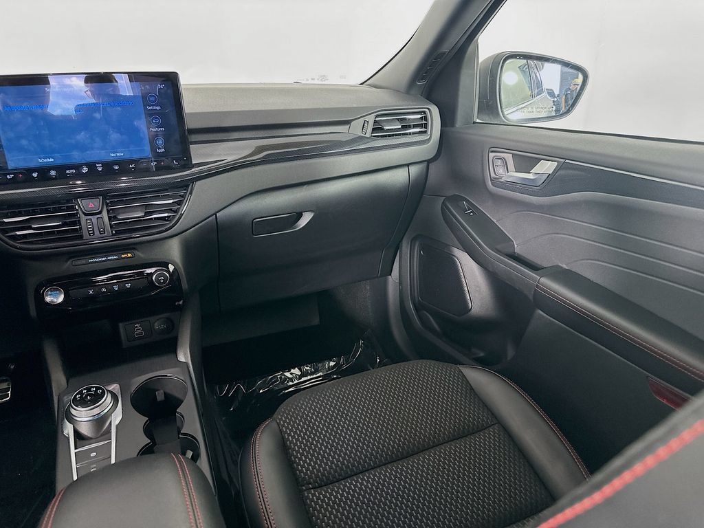 Used 2024 Ford Escape ST-Line w/ Tech Pack #1 AWD/4WD image 30
