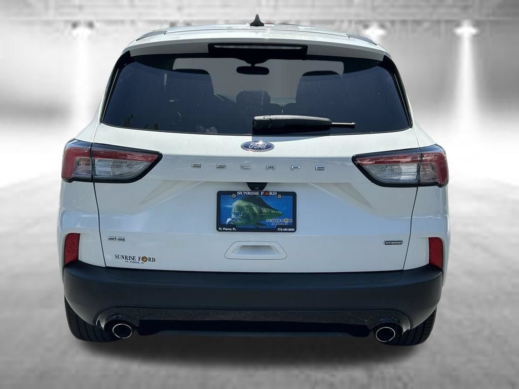 Used 2022 Ford Escape SE w/ SE Sport Appearance Package FWD image 6