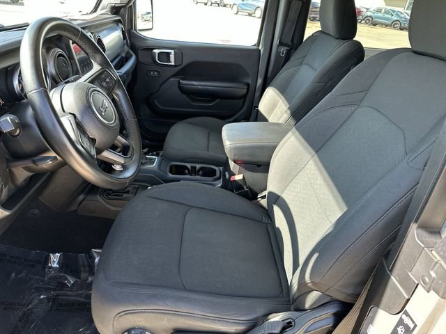 Used 2020 Jeep Wrangler Sport AWD/4WD image 15