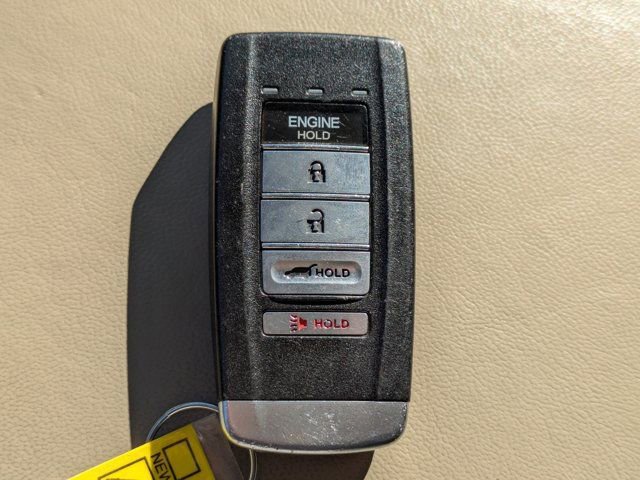 Used 2020 Acura MDX Advance image 26