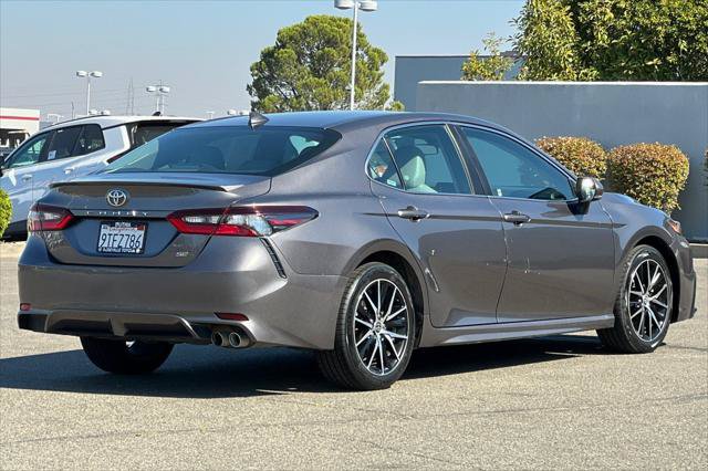 Certified 2022 Toyota Camry SE FWD video 2