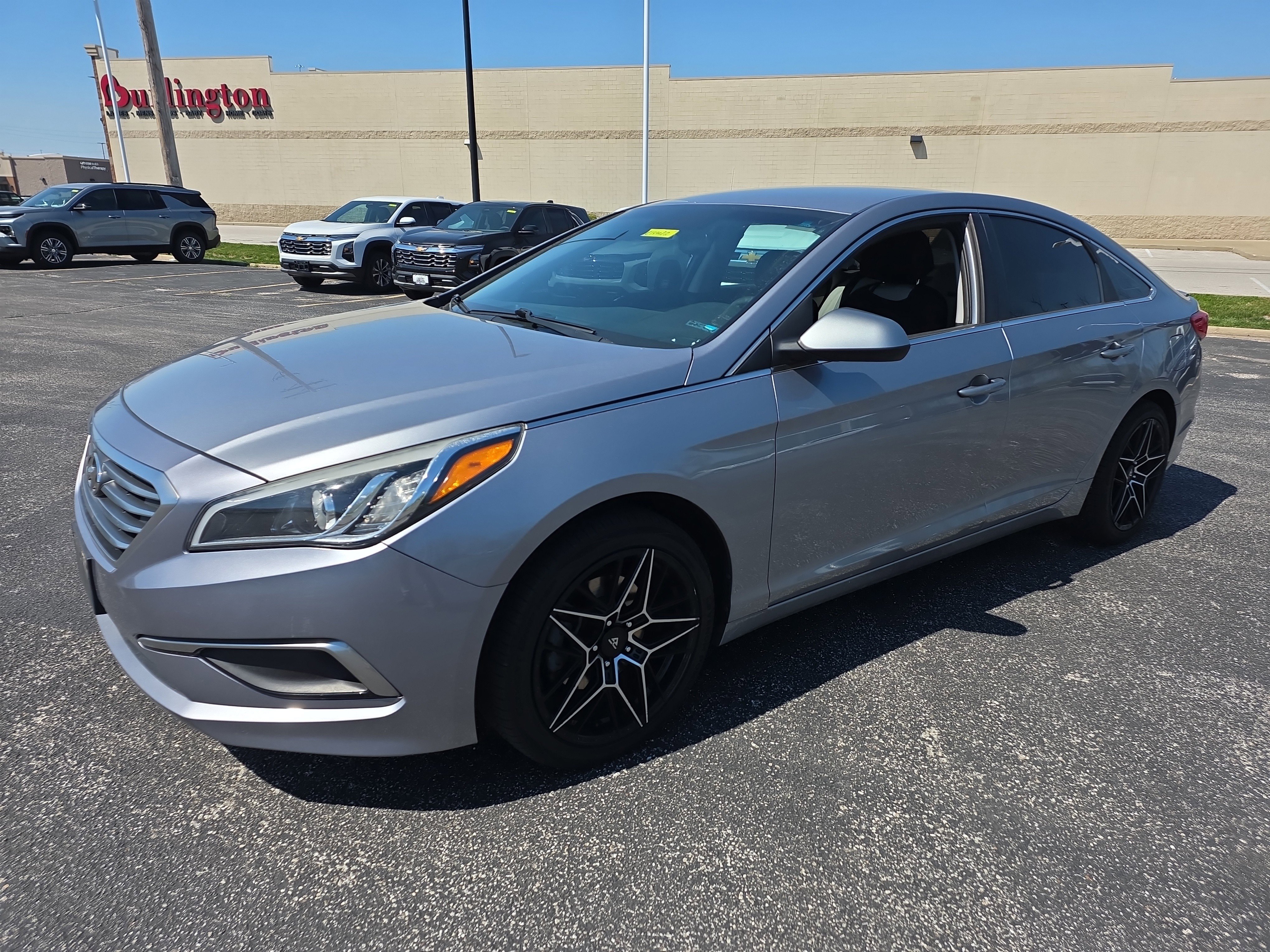 Used 2016 Hyundai Sonata SE image 7