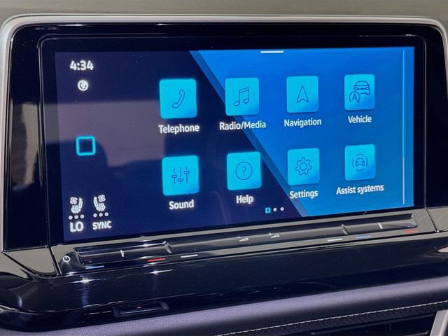 Used 2025 Volkswagen Atlas SE FWD image 13