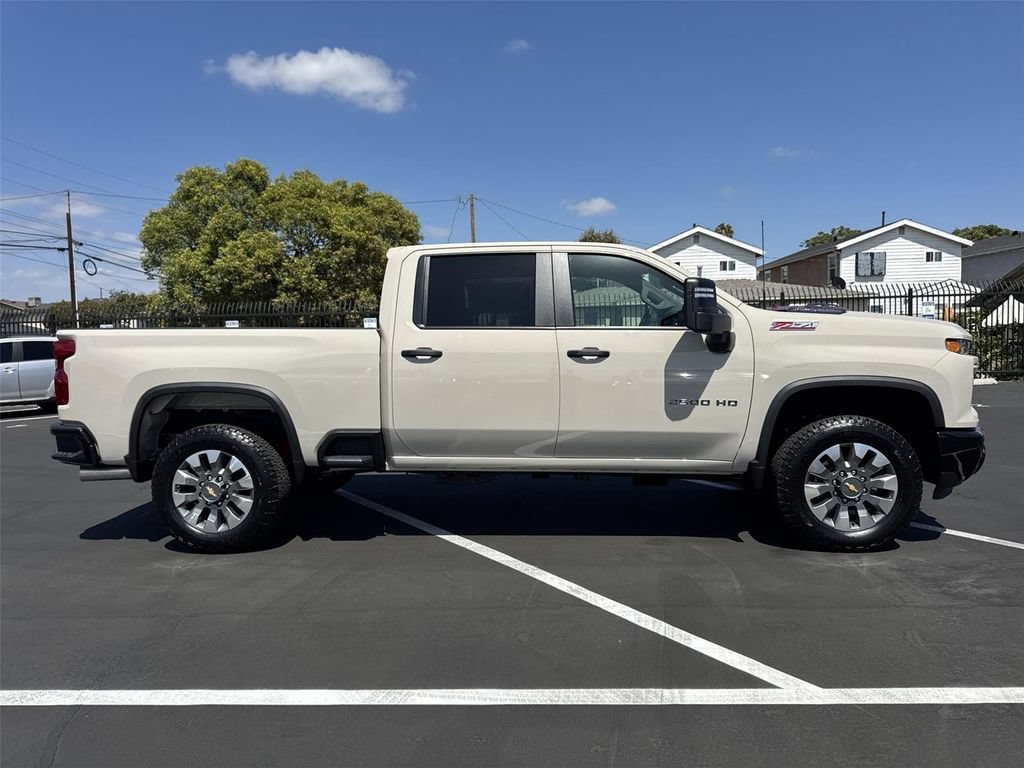 New 2026 Chevrolet Silverado 2500 Custom w/ Custom Value Package AWD/4WD image 4