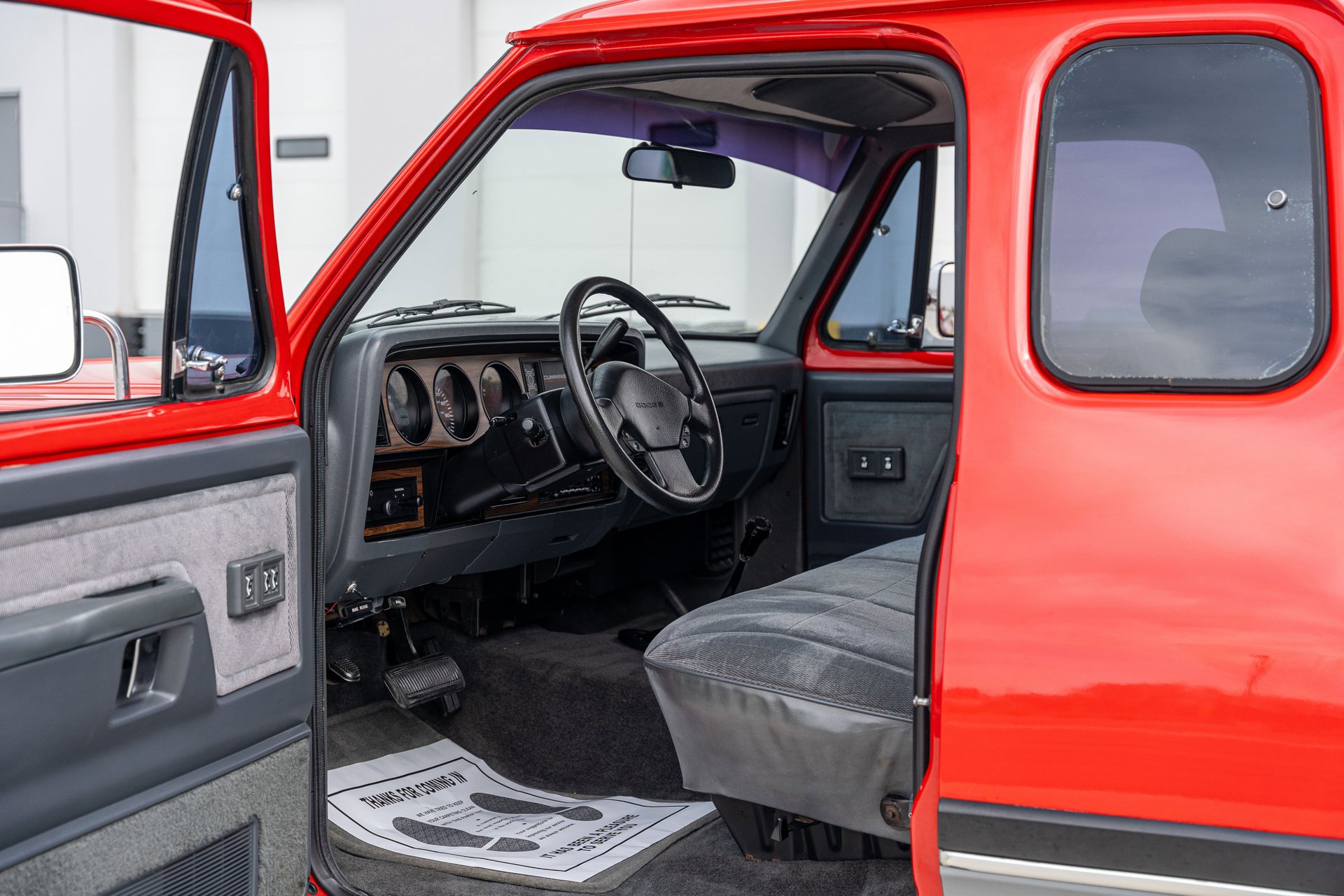 Used 1993 Dodge D/W Truck 250 image 30