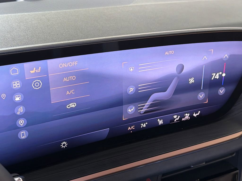 Used 2025 Buick Envision Sport Touring image 9