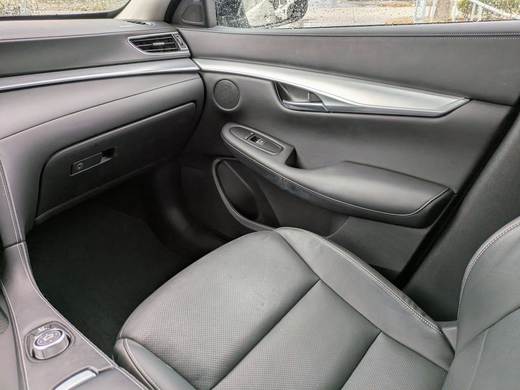 Used 2019 INFINITI QX50 Essential w/ Premium Heat Package image 18