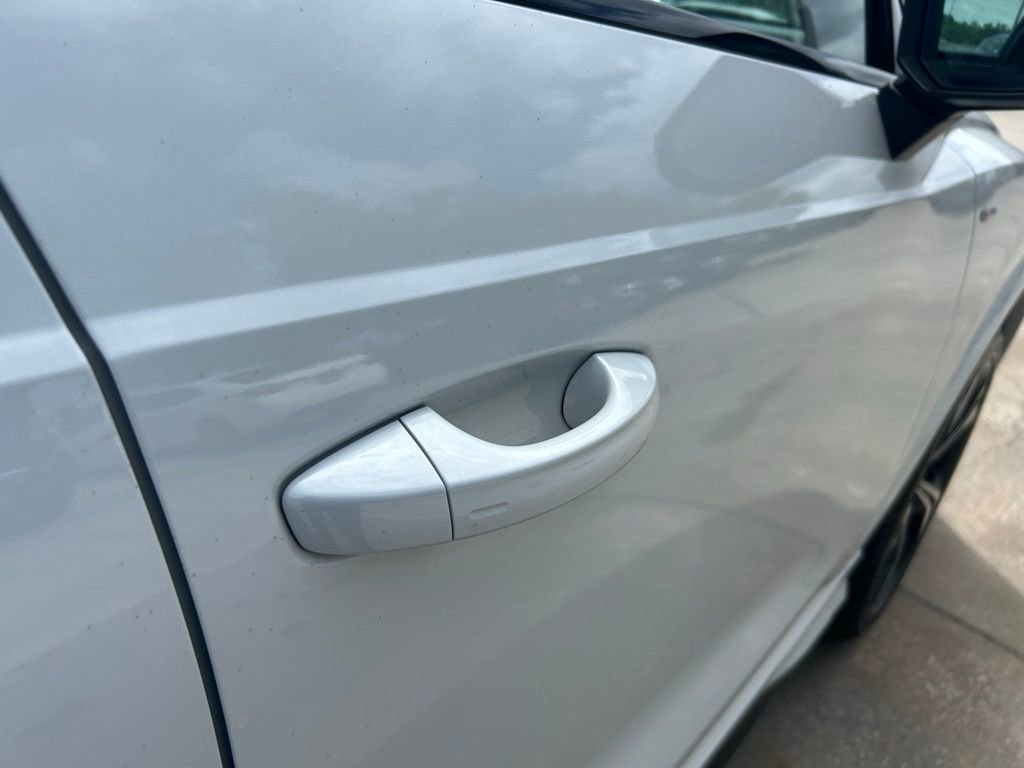 Used 2023 Audi Q3 2.0T Premium Plus w/ Premium Plus Package image 34