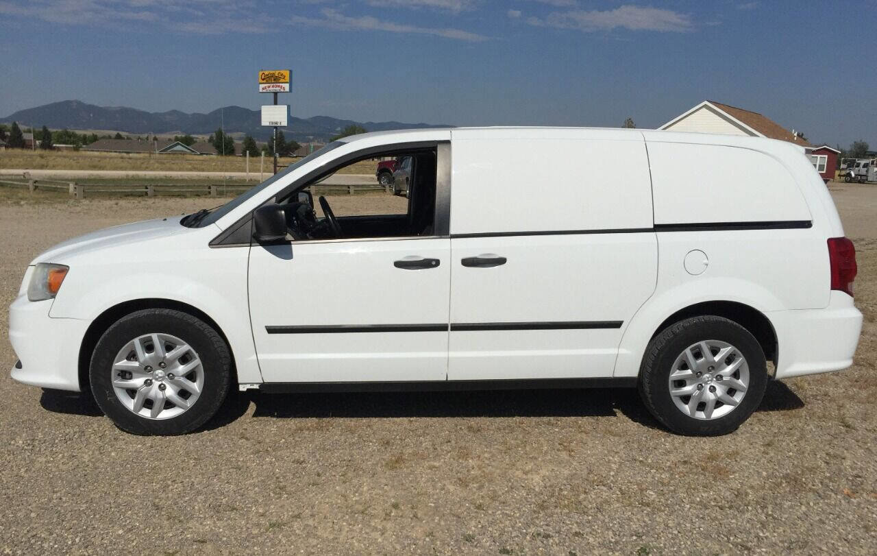 Used 2014 RAM C/V Tradesman w/ UConnect Hands-Free Group image 1