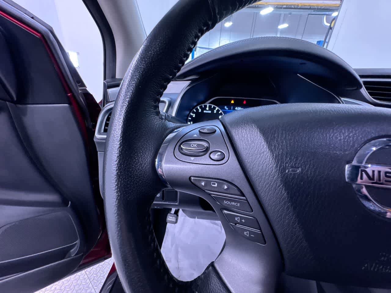 Used 2020 Nissan Murano SV AWD/4WD image 20