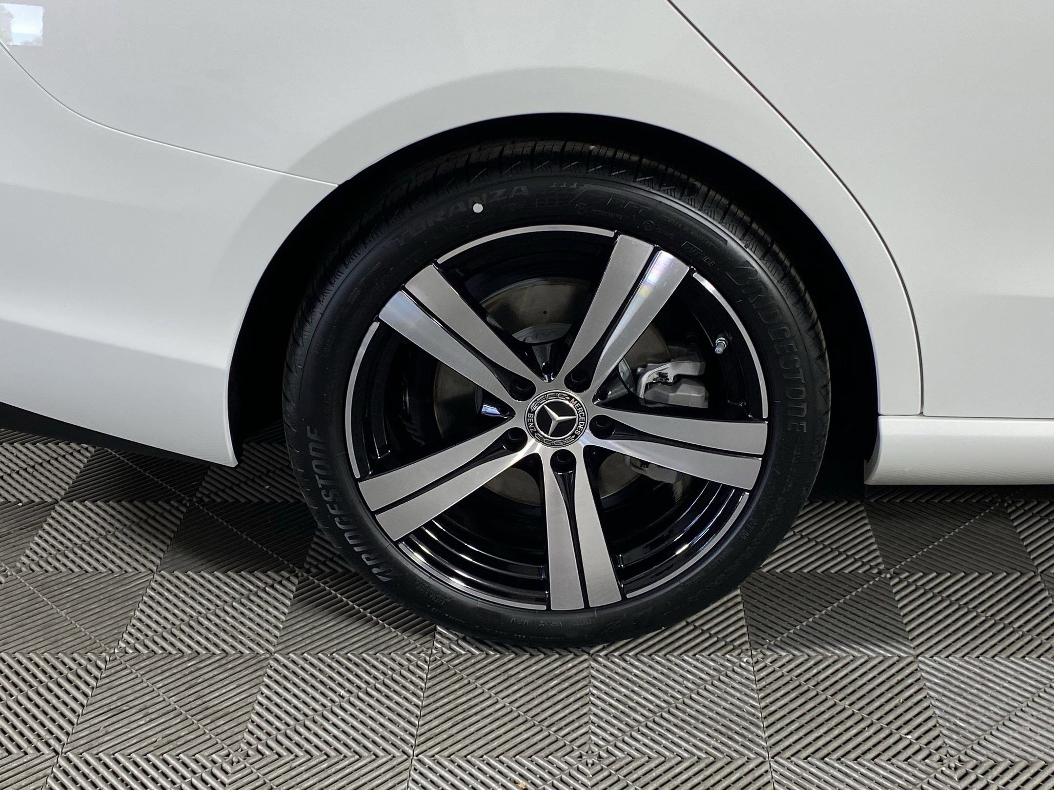 Used 2025 Mercedes-Benz C 300 C 300 image 10