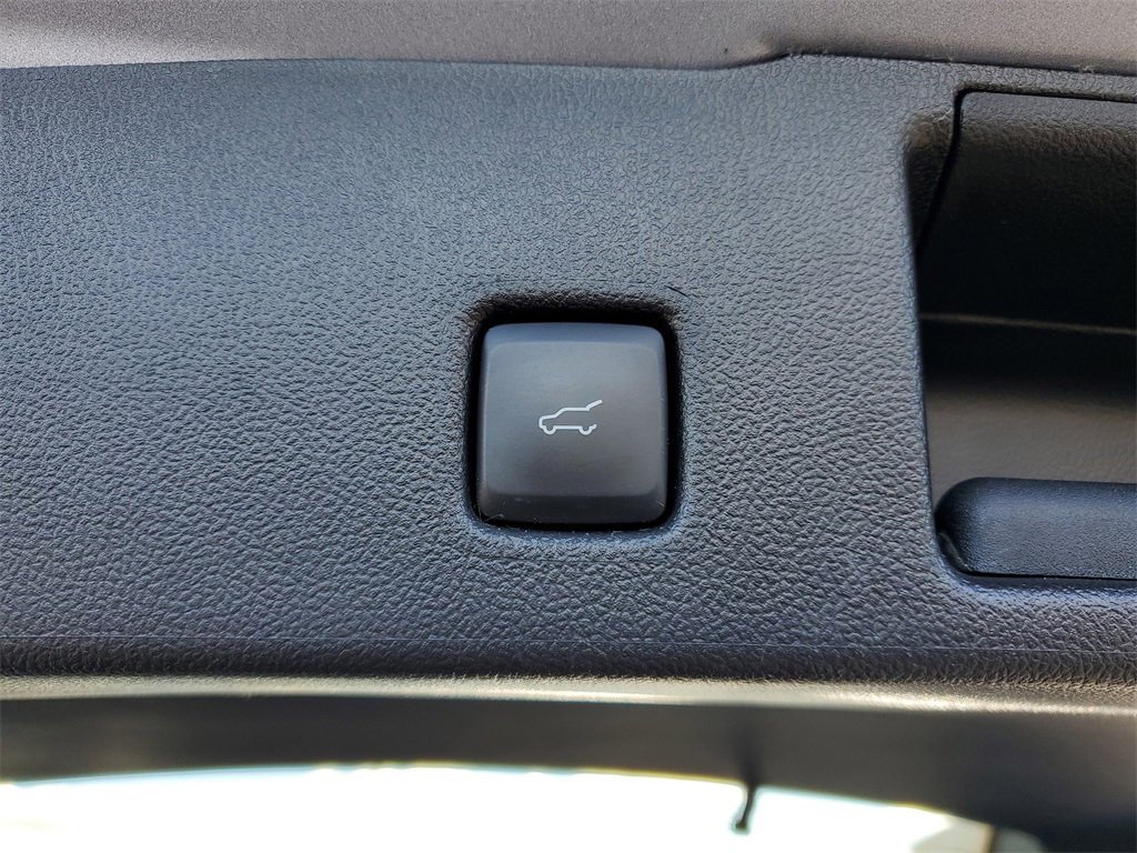 Used 2022 Ford Escape Titanium w/ Titanium Elite Package image 32