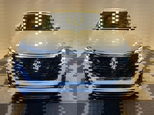 New 2026 Volkswagen Atlas SEL Premium R-Line image 2