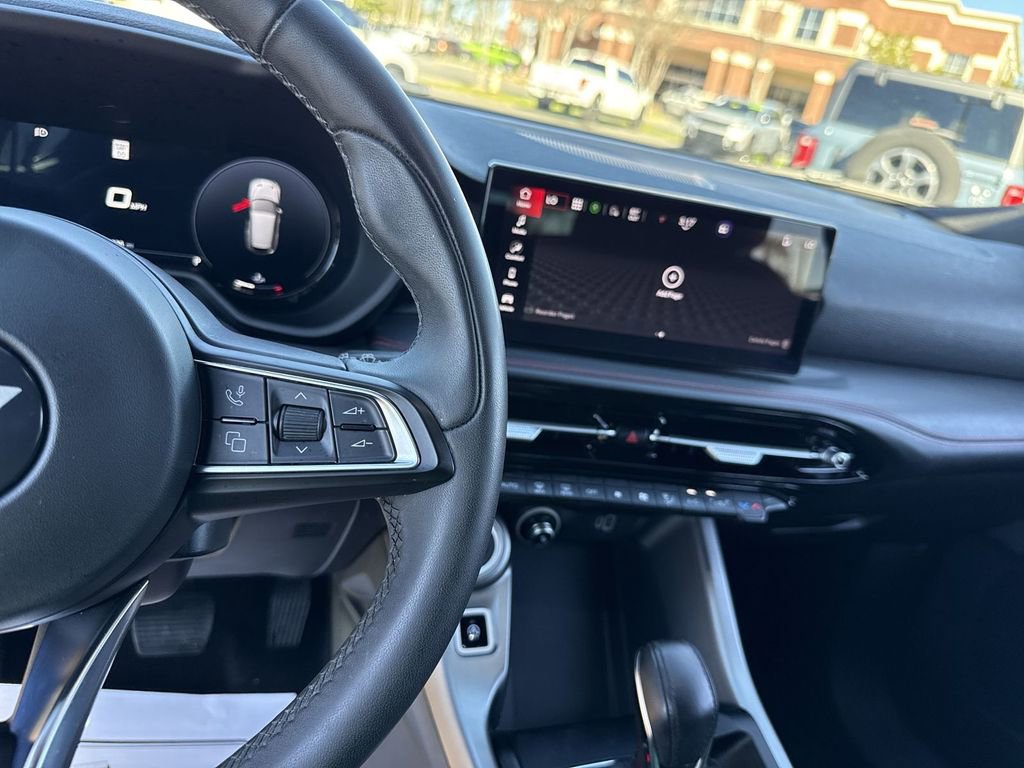 Used 2024 Dodge Hornet GT w/ GT Blacktop Package image 12