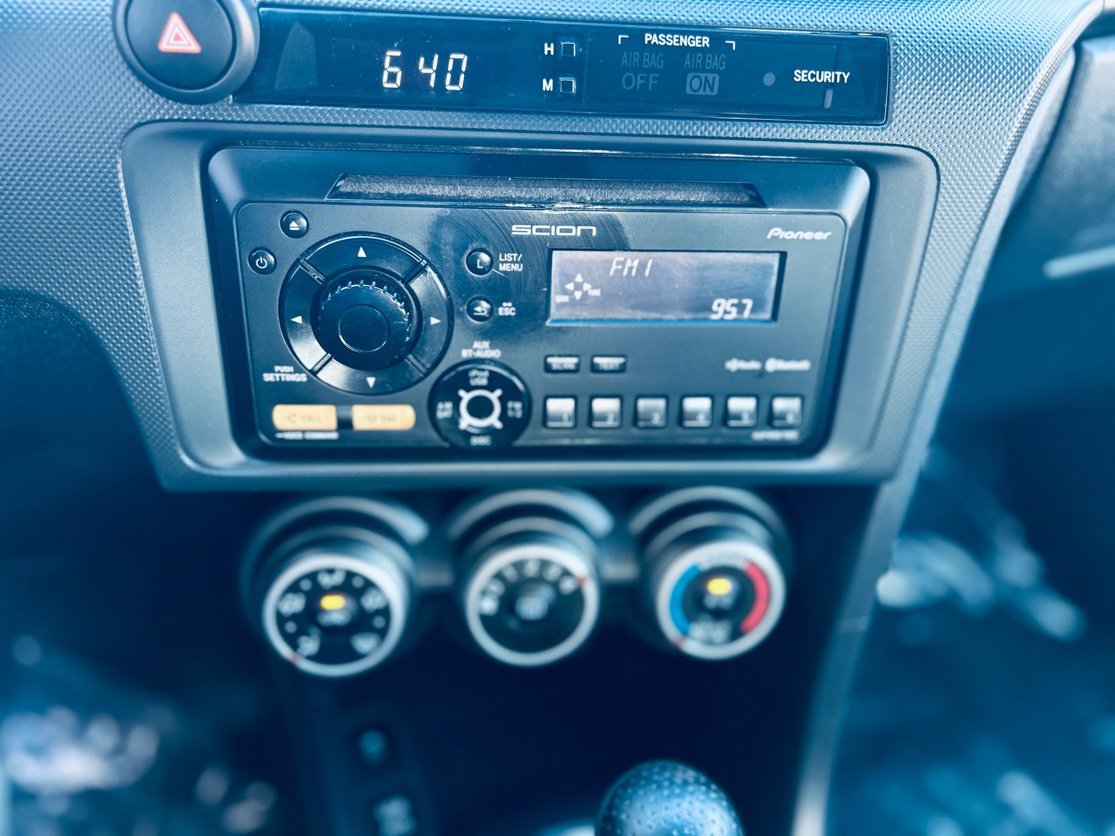 Used 2012 Scion tC FWD image 8