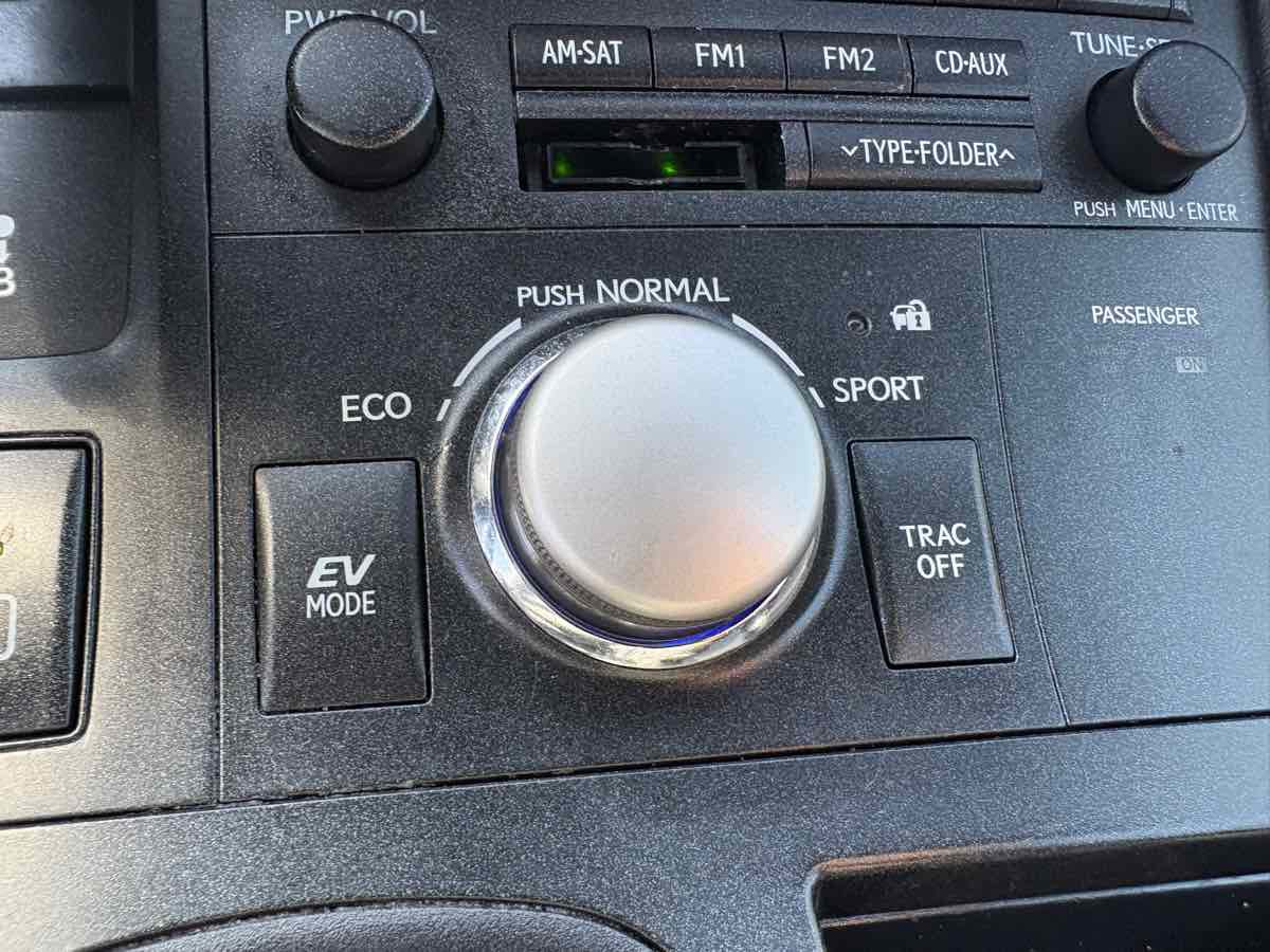 Used 2015 Lexus CT 200h image 33