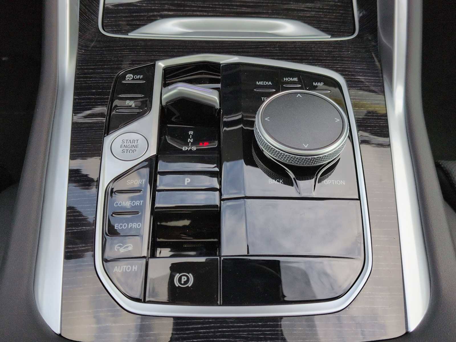 New 2026 BMW X6 xDrive40i w/ Premium Package image 35