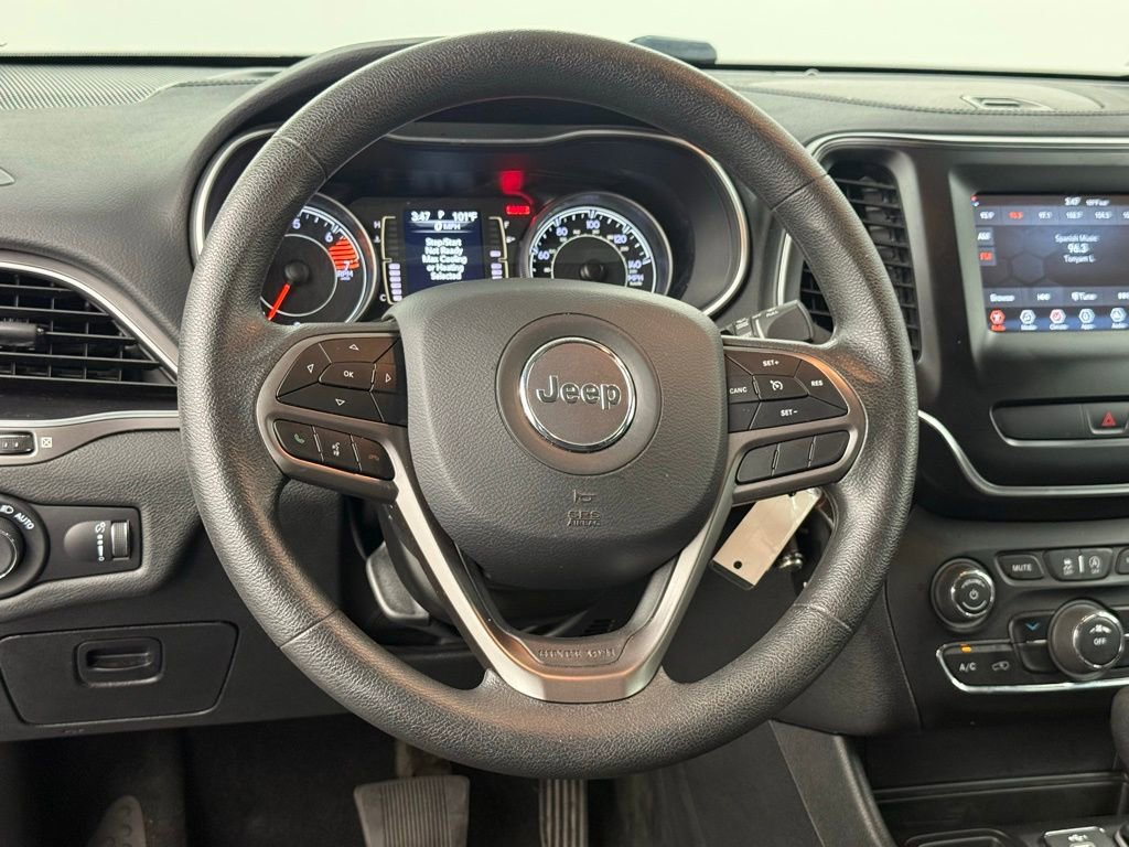 Used 2021 Jeep Cherokee Latitude image 30