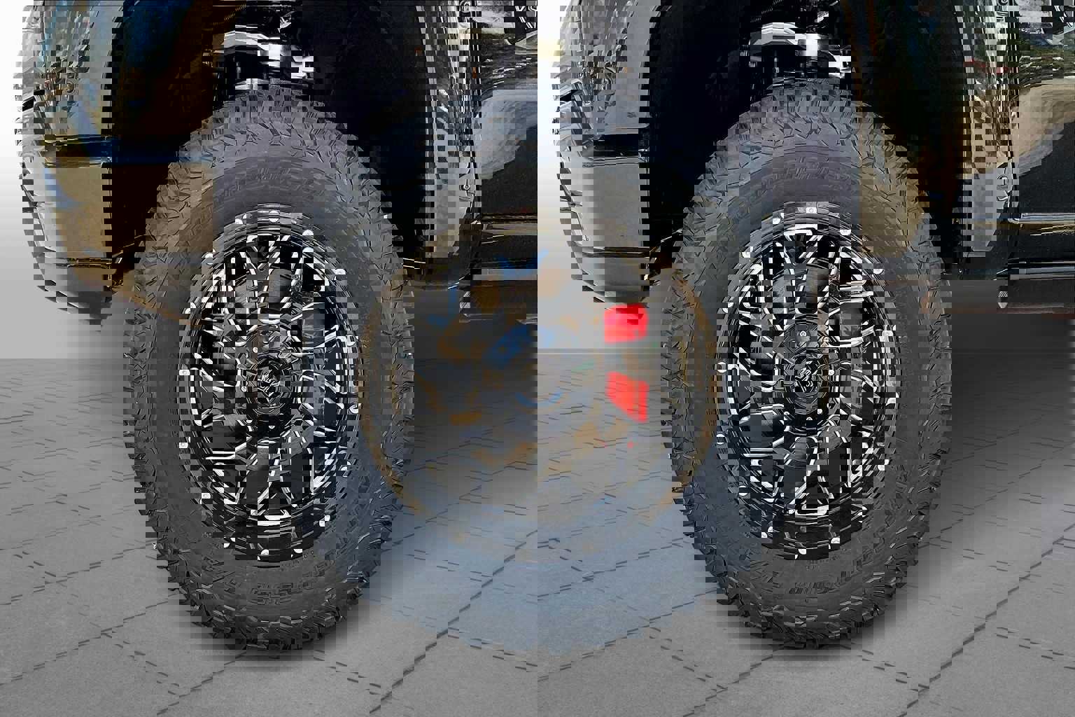 New 2025 GMC Sierra 1500 AT4 w/ AT4 Premium Package image 9