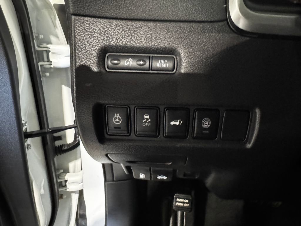 Used 2022 Nissan Murano SL AWD/4WD image 37