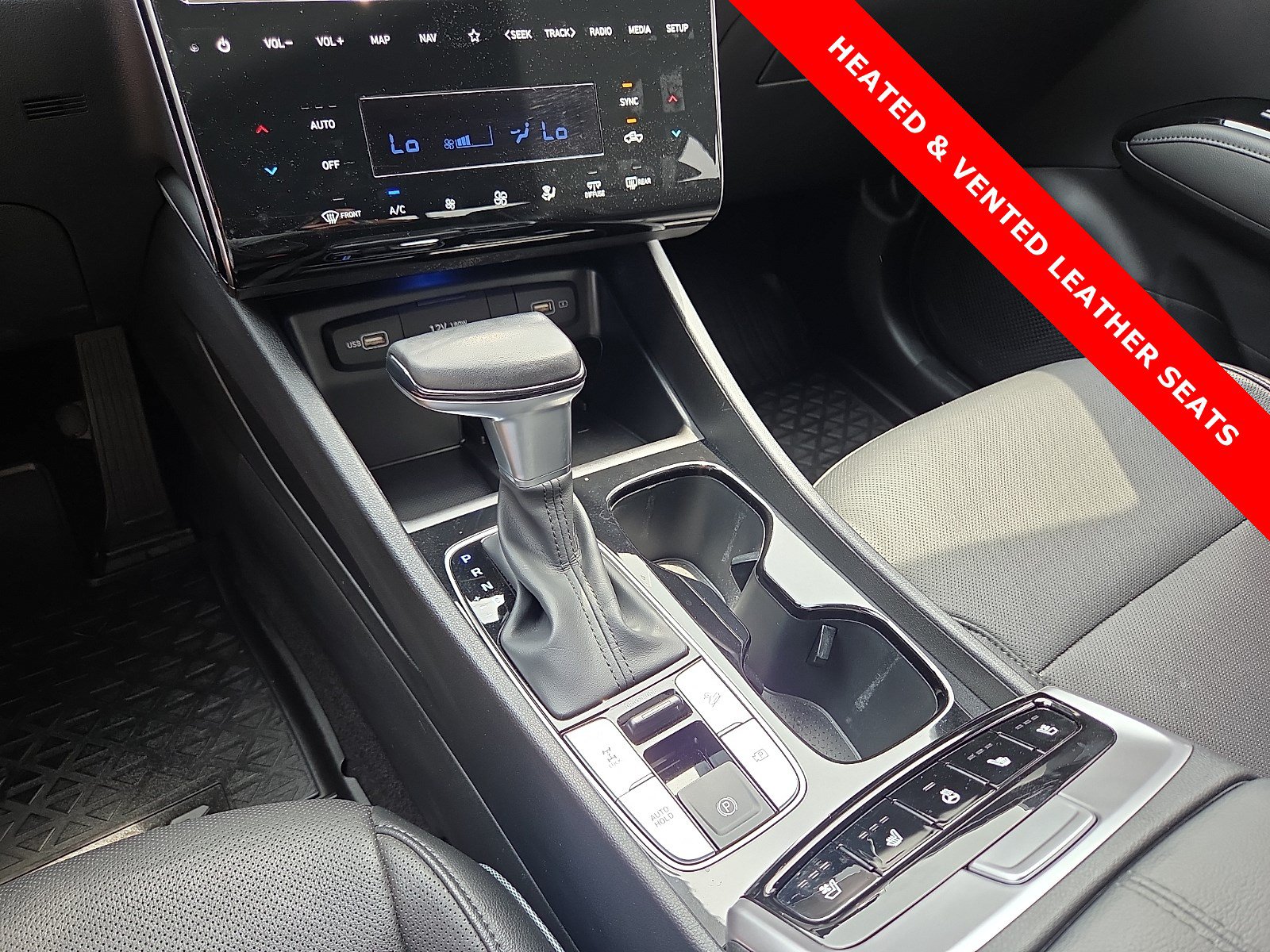 Used 2024 Hyundai Santa Cruz Limited AWD/4WD image 25