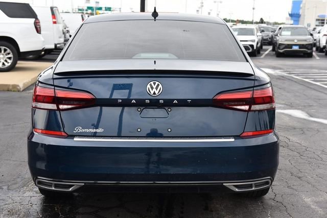 Certified 2020 Volkswagen Passat 2.0T R-Line FWD image 6