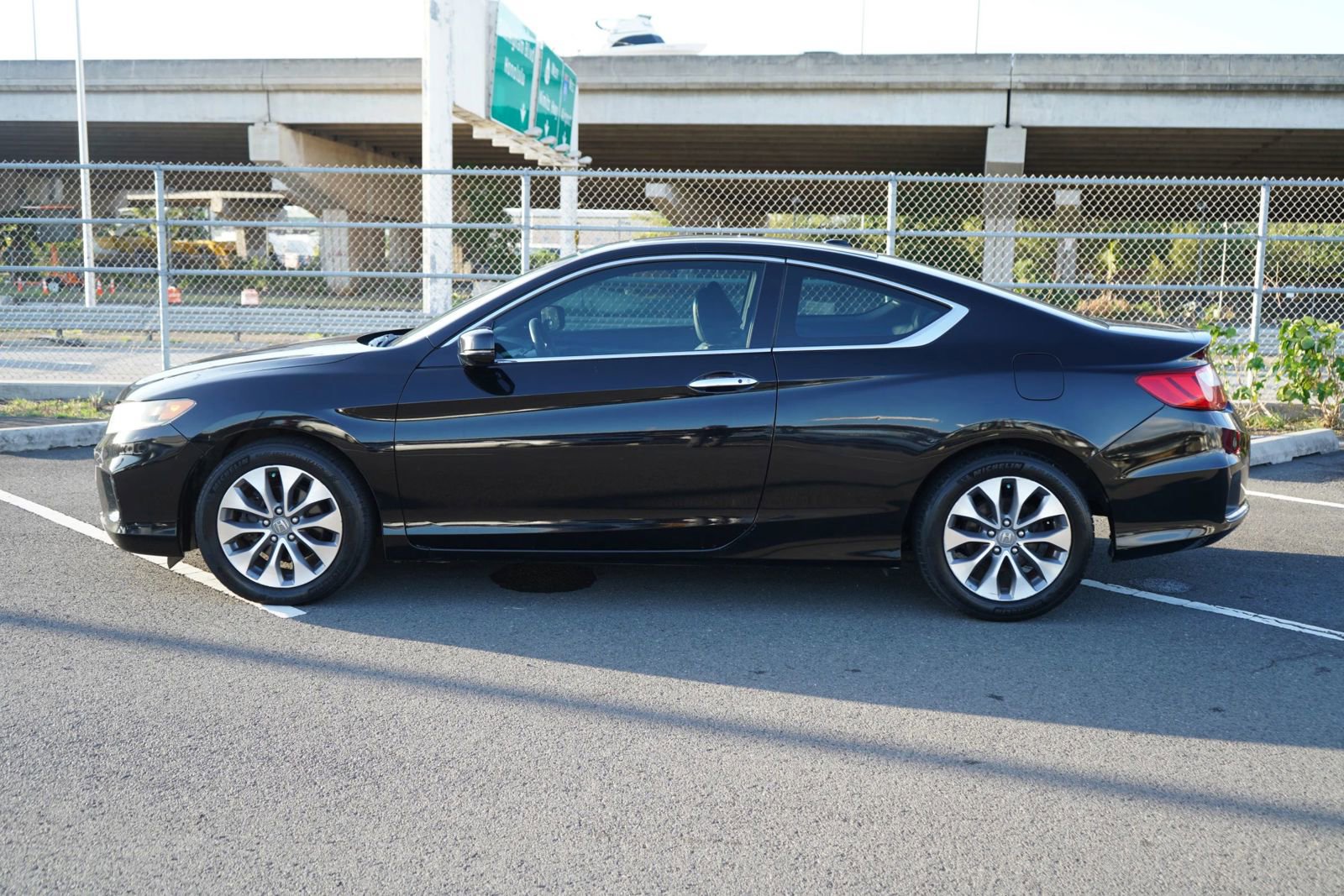 Used 2013 Honda Accord EX-L image 2