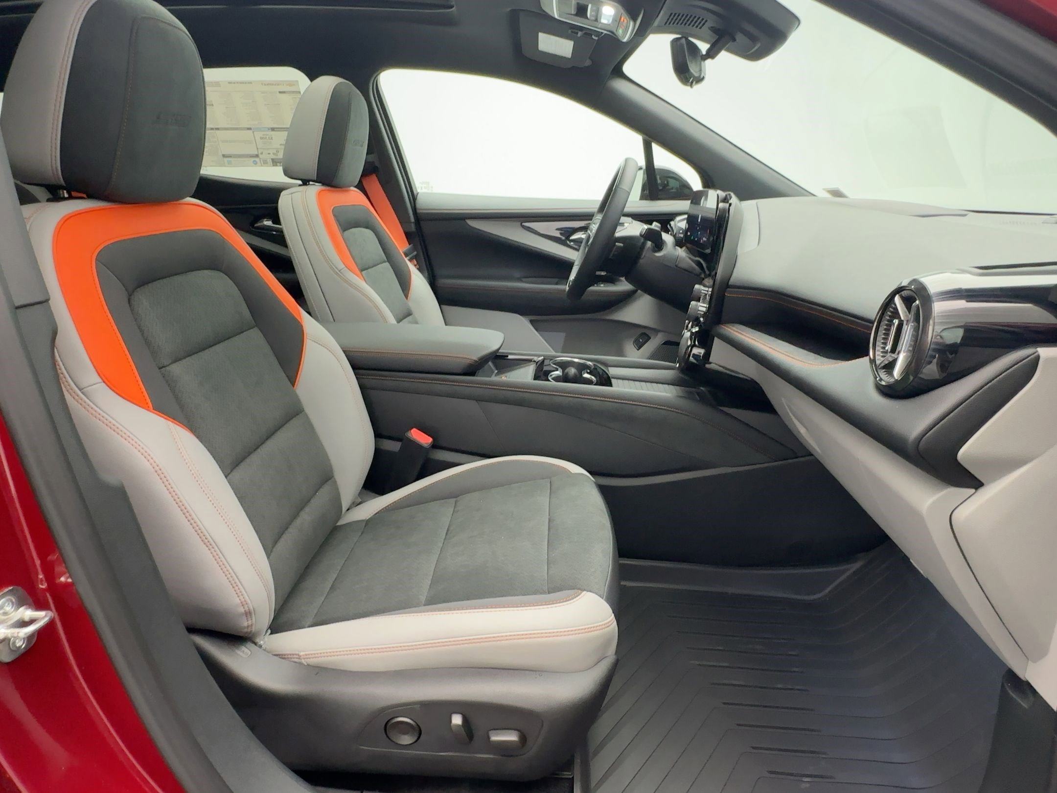 New 2026 Chevrolet Blazer EV SS w/ LPO, Blackout Package image 29