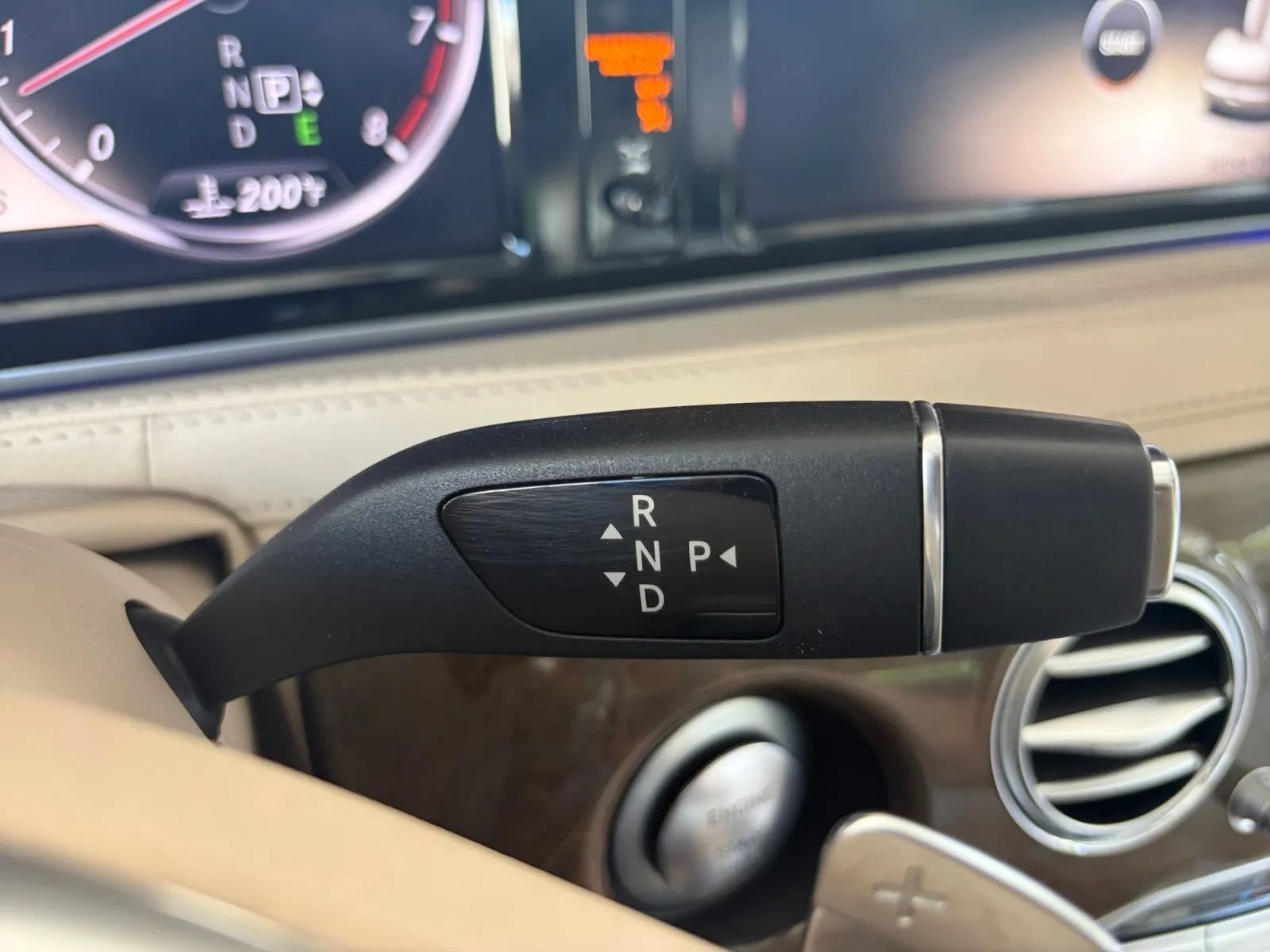 Used 2014 Mercedes-Benz S 550 Sedan image 27