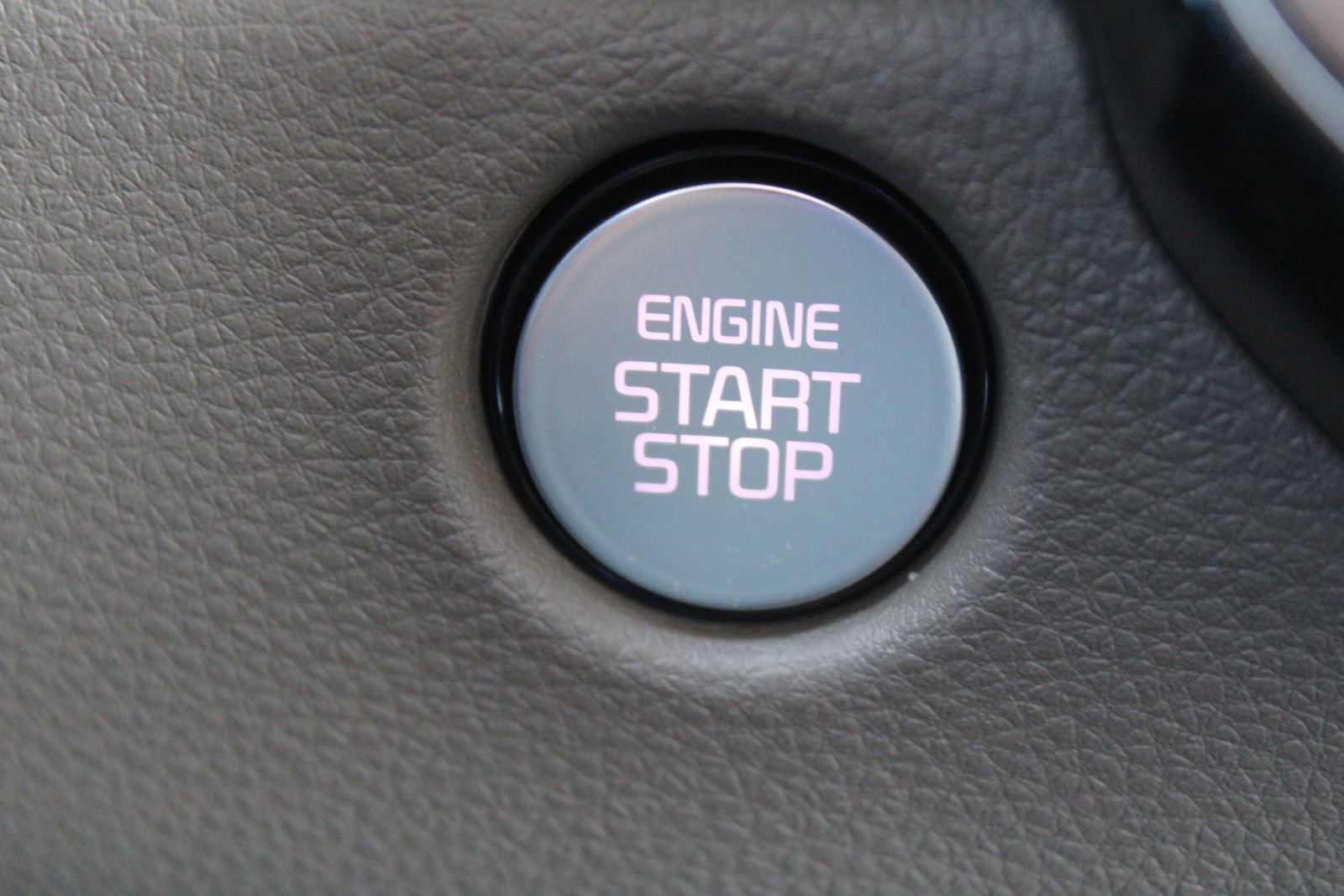 New 2026 Kia Carnival EX image 39