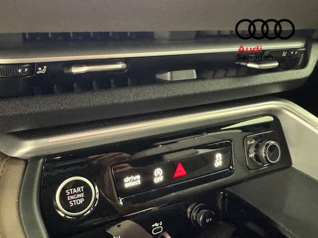 Used 2025 Audi Q5 Premium w/ Convenience Package AWD/4WD image 31