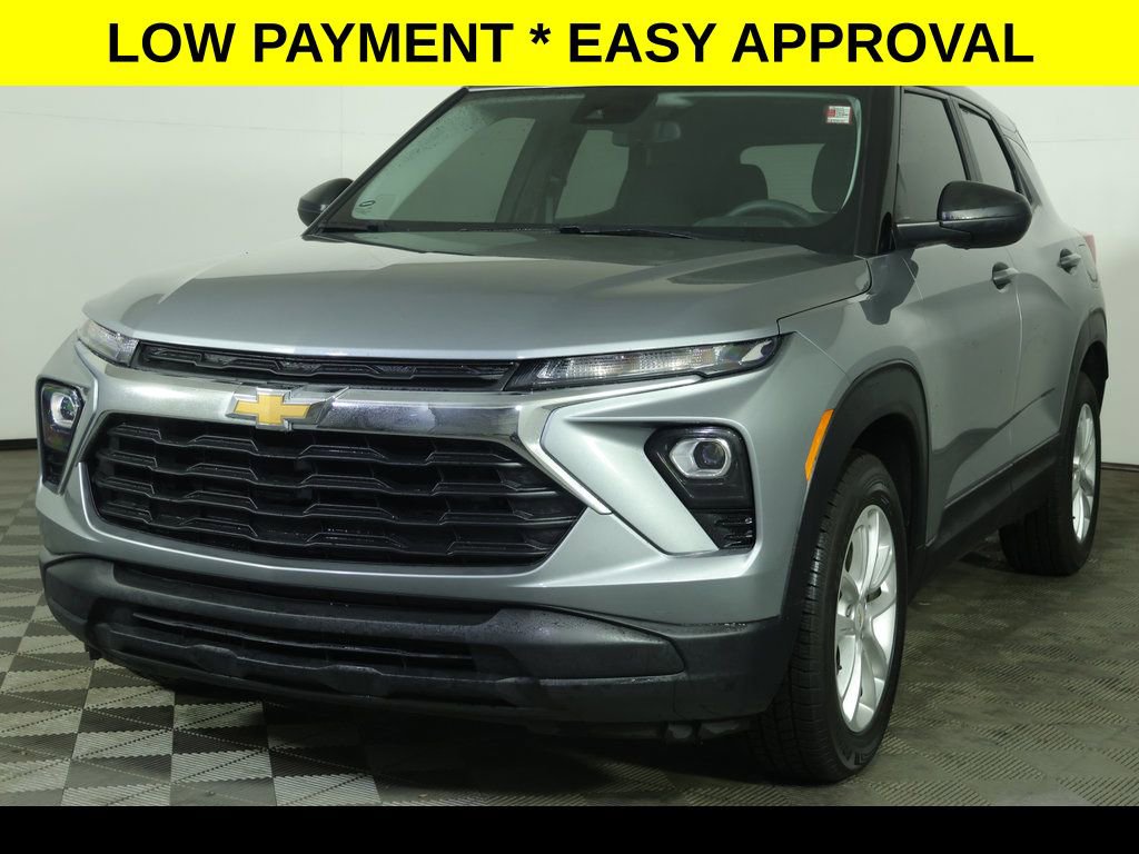 Used 2024 Chevrolet TrailBlazer LS w/ LS Convenience Package image 1