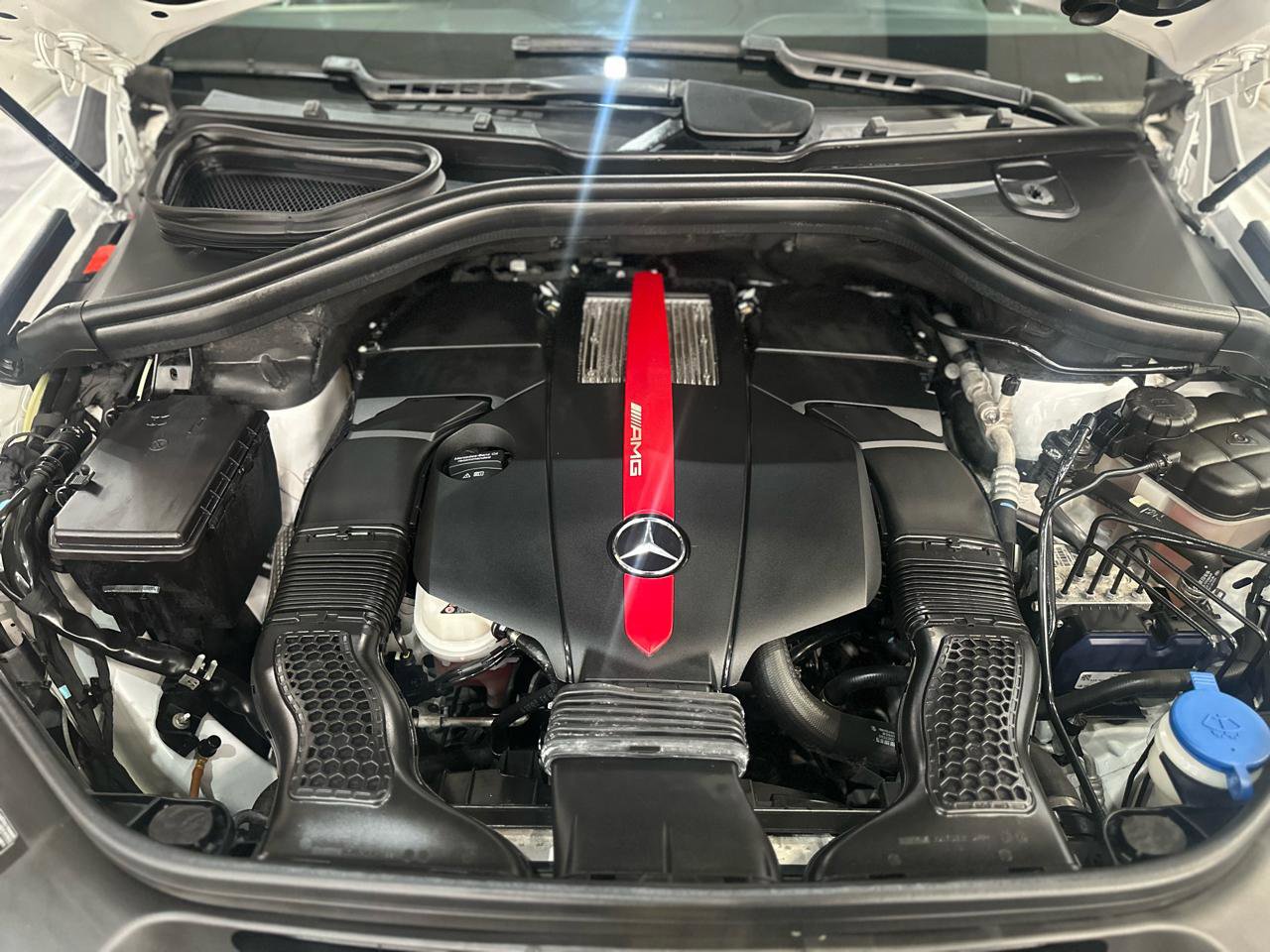 Used 2018 Mercedes-Benz GLE 43 AMG 4MATIC w/ Night Package image 27