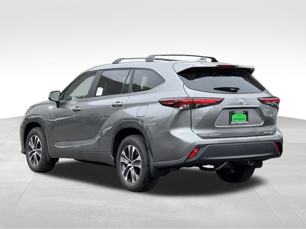 New 2026 Toyota Highlander XLE AWD/4WD image 3