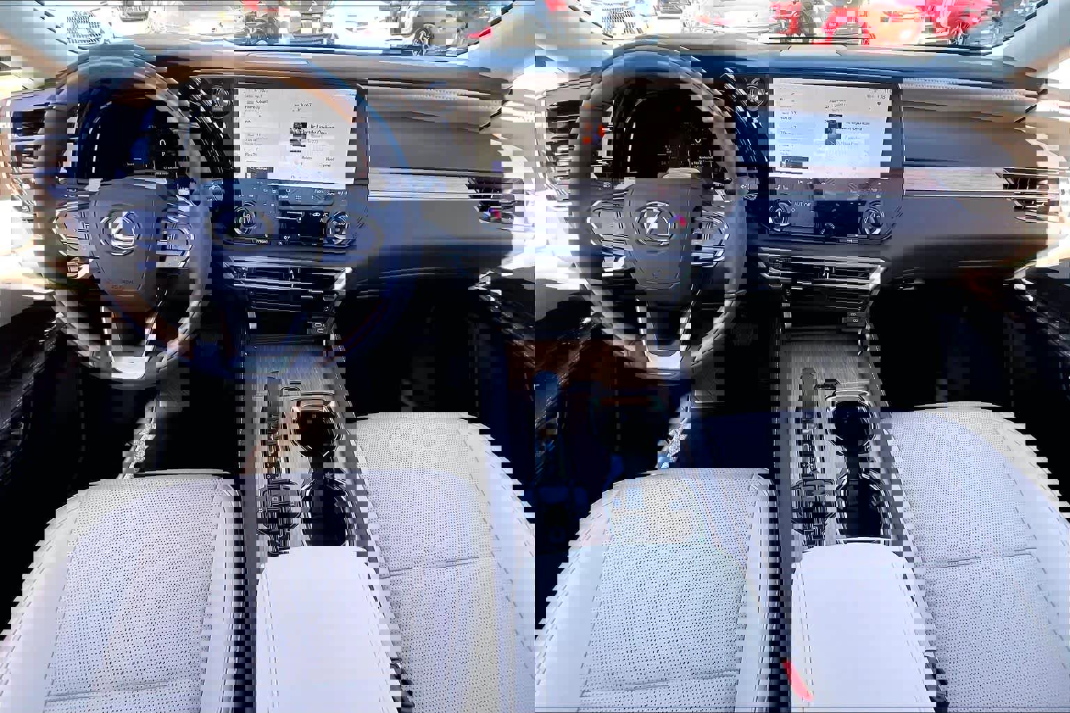 Used 2025 Lexus RX 350 Premium Plus image 12