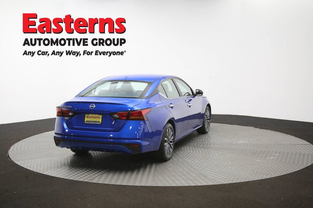 Used 2025 Nissan Altima 2.5 SV FWD image 38