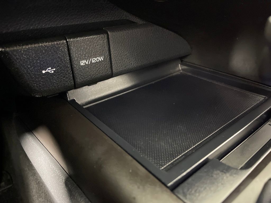 Used 2023 Toyota Camry SE image 30