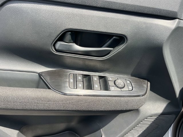 New 2026 Nissan Kicks S FWD image 21