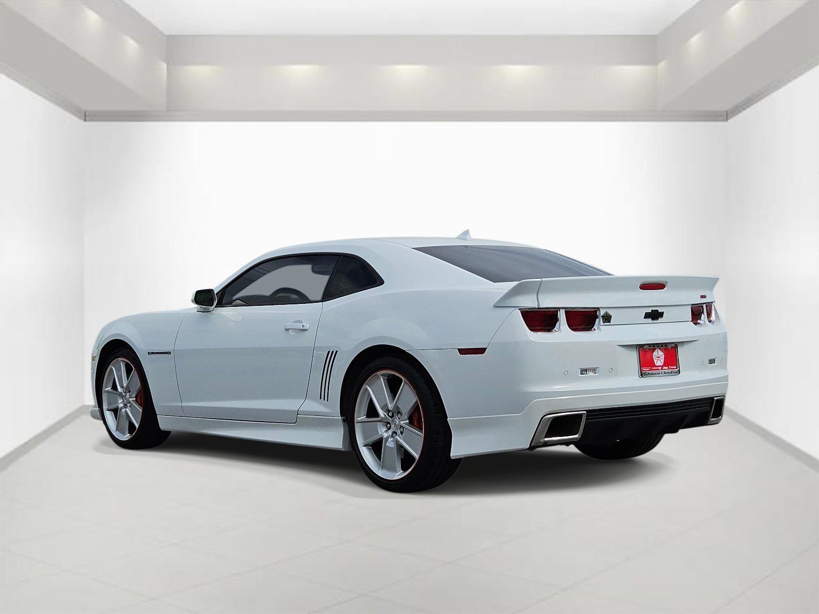 Used 2011 Chevrolet Camaro SS image 6