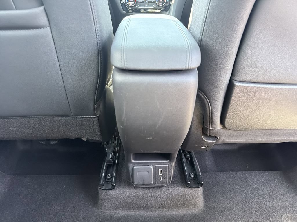 Used 2023 Buick Encore GX Essence w/ Experience Buick Package FWD image 21