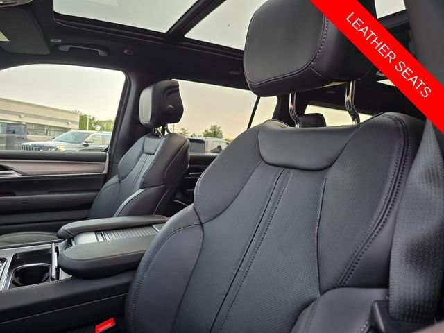 New 2026 Jeep Grand Wagoneer 4WD w/ Premium Group I image 6