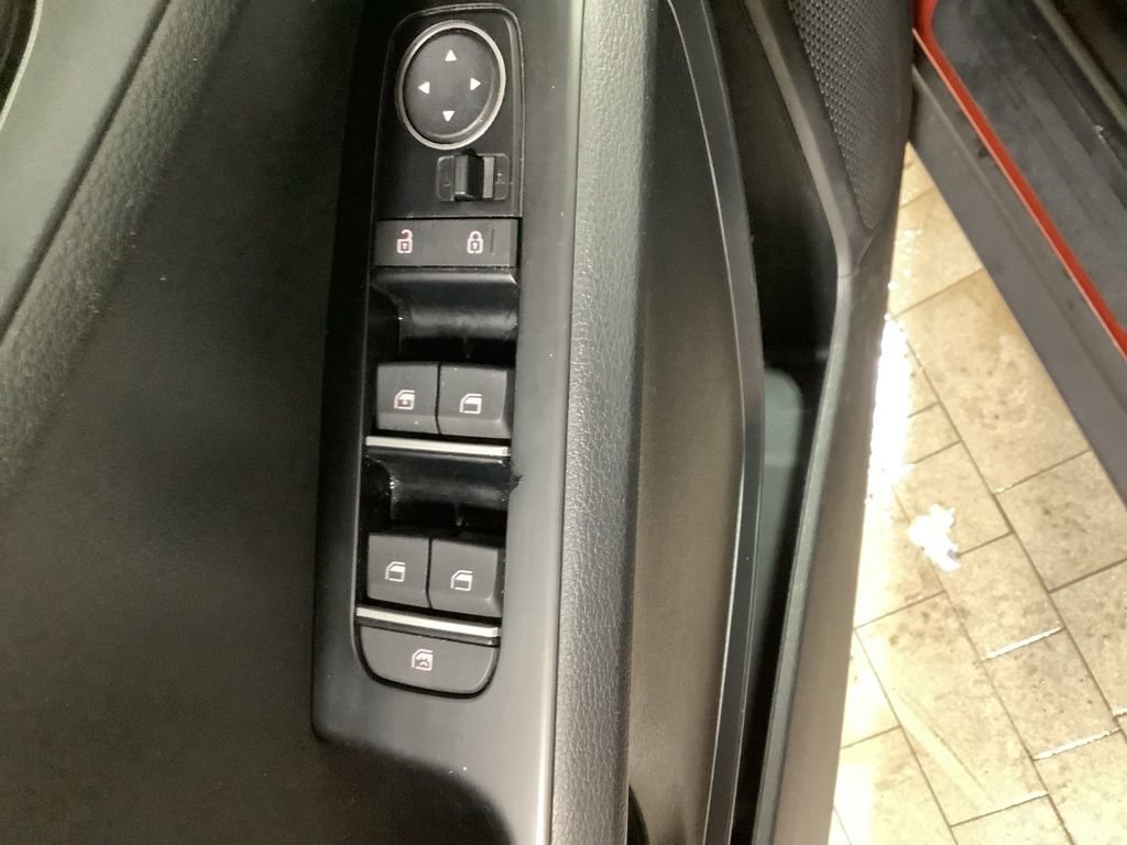 Certified 2020 Kia Soul S image 21