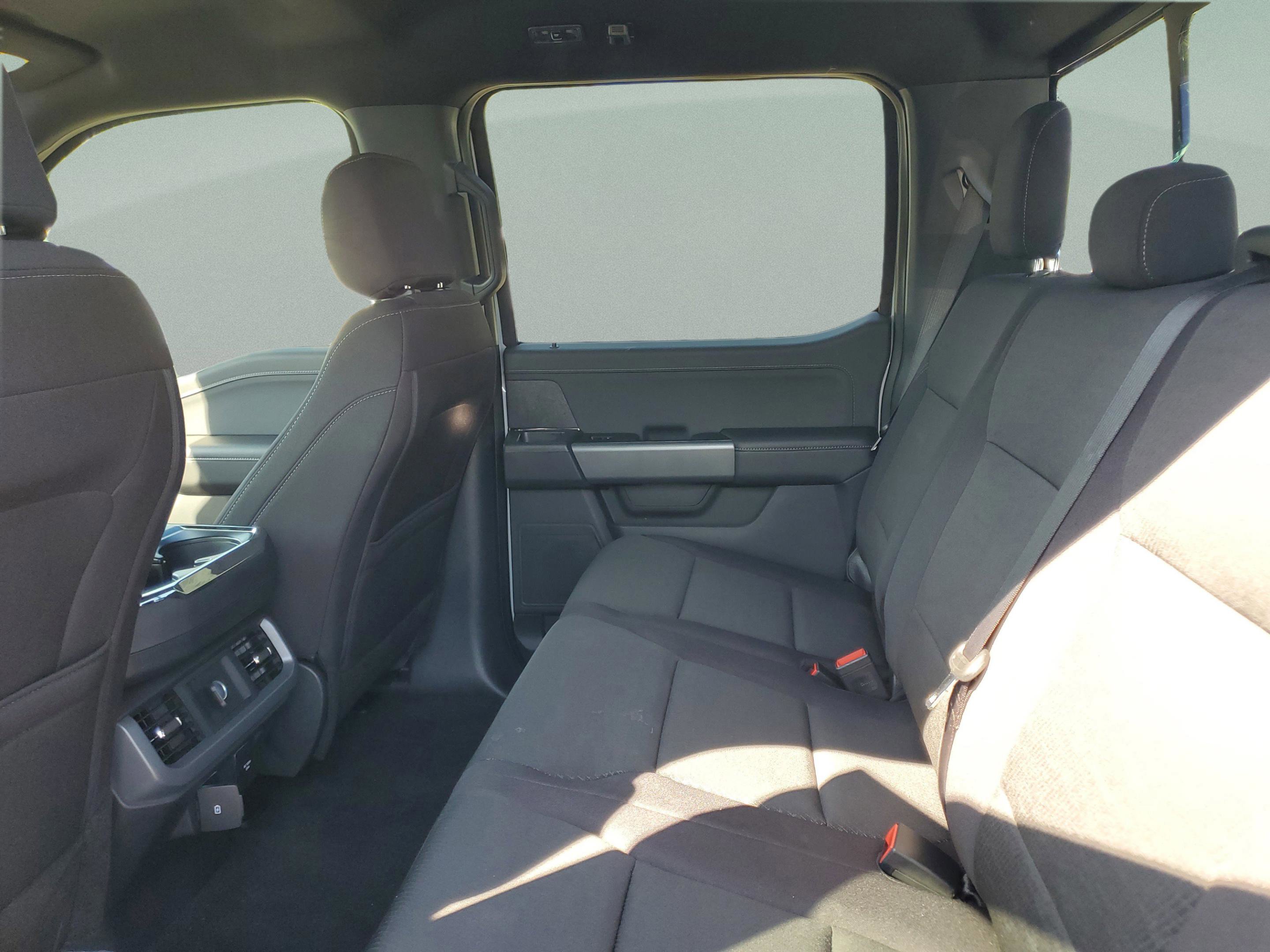 New 2025 Ford F150 XLT w/ Equipment Group 302A MID image 30