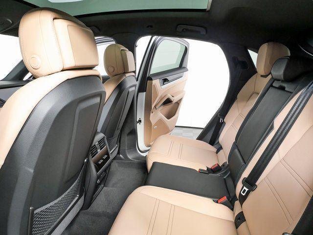New 2026 Porsche Cayenne S AWD/4WD image 22